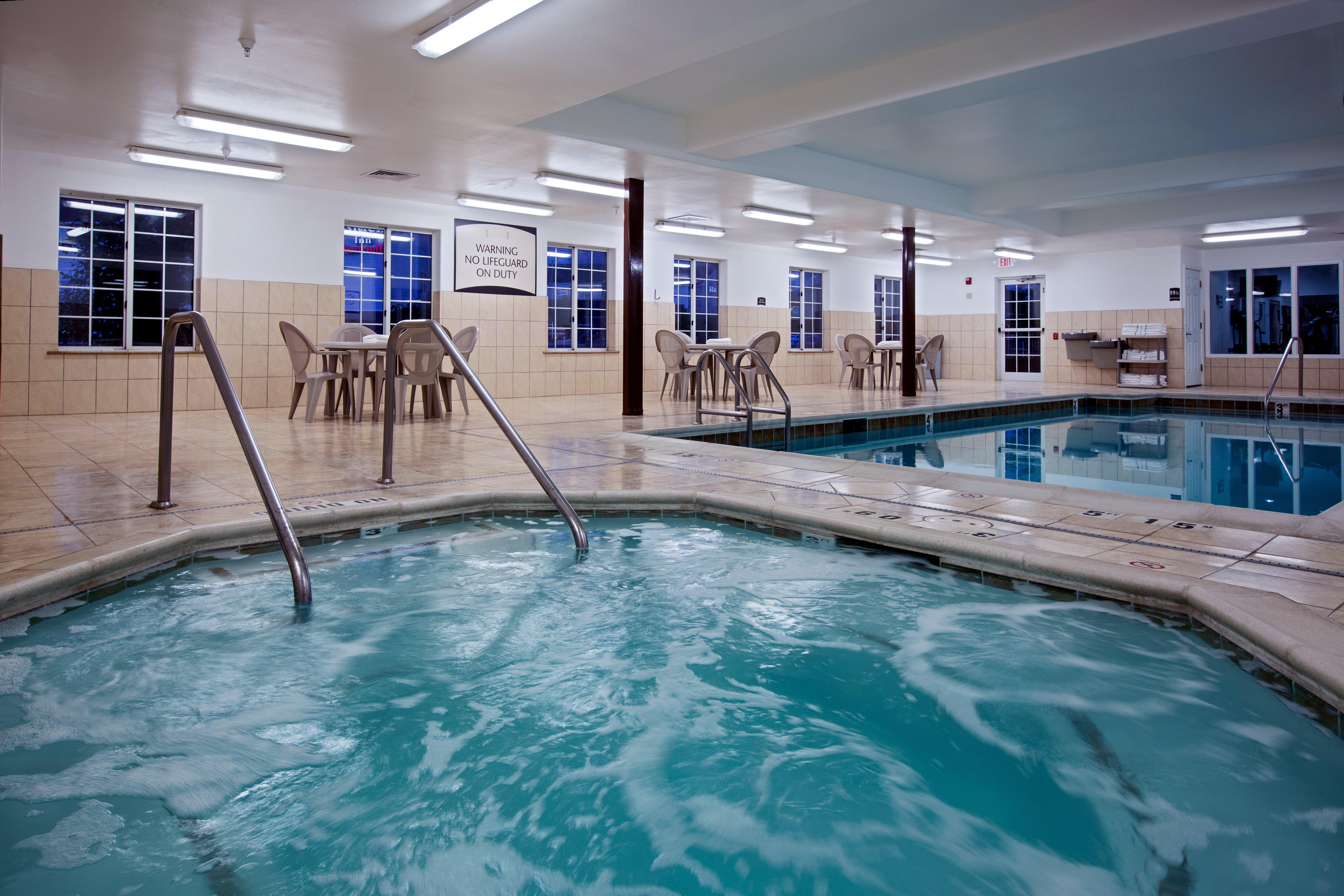 Staybridge Suites Rockford By Ihg Luaran gambar
