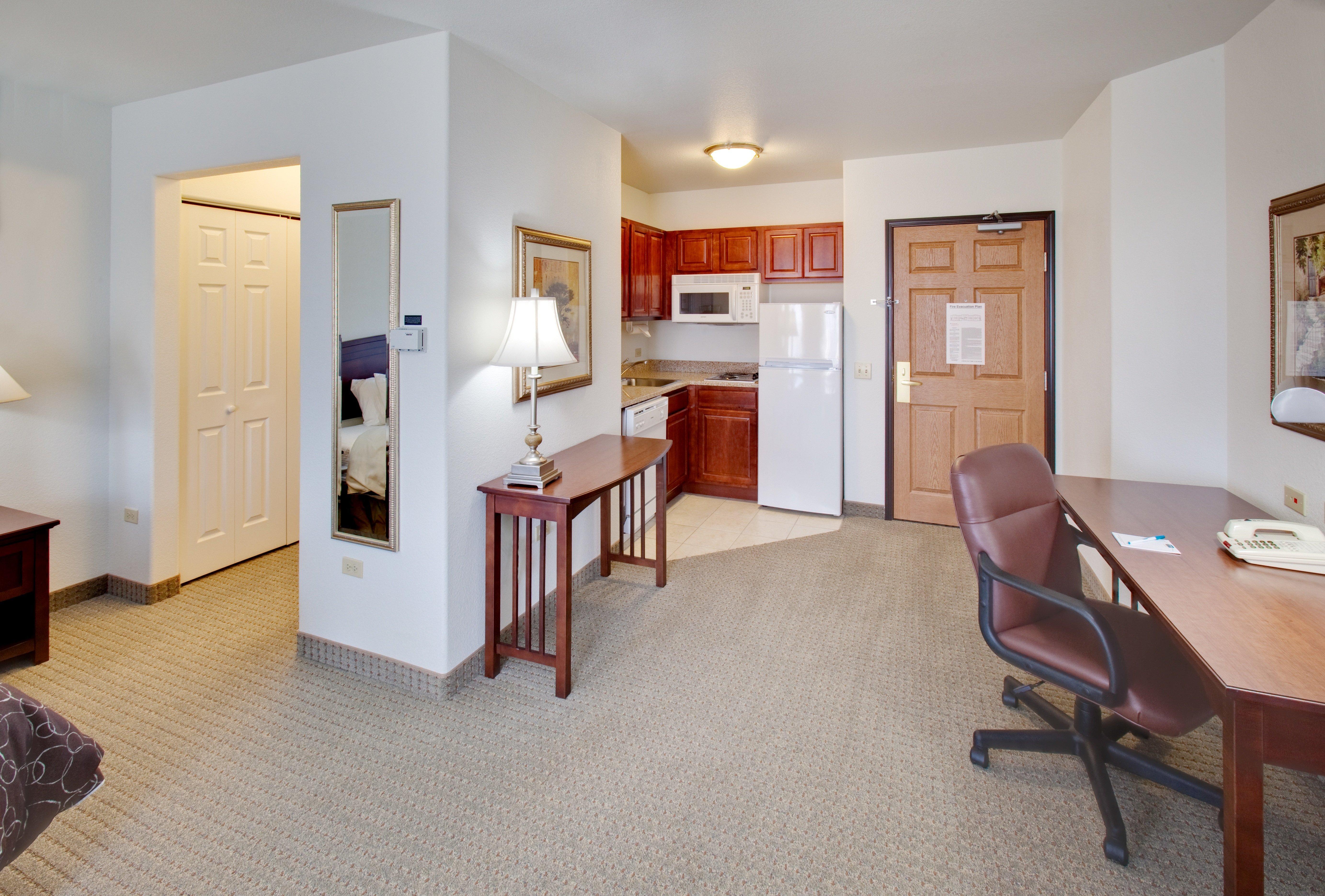 Staybridge Suites Rockford By Ihg Bilik gambar