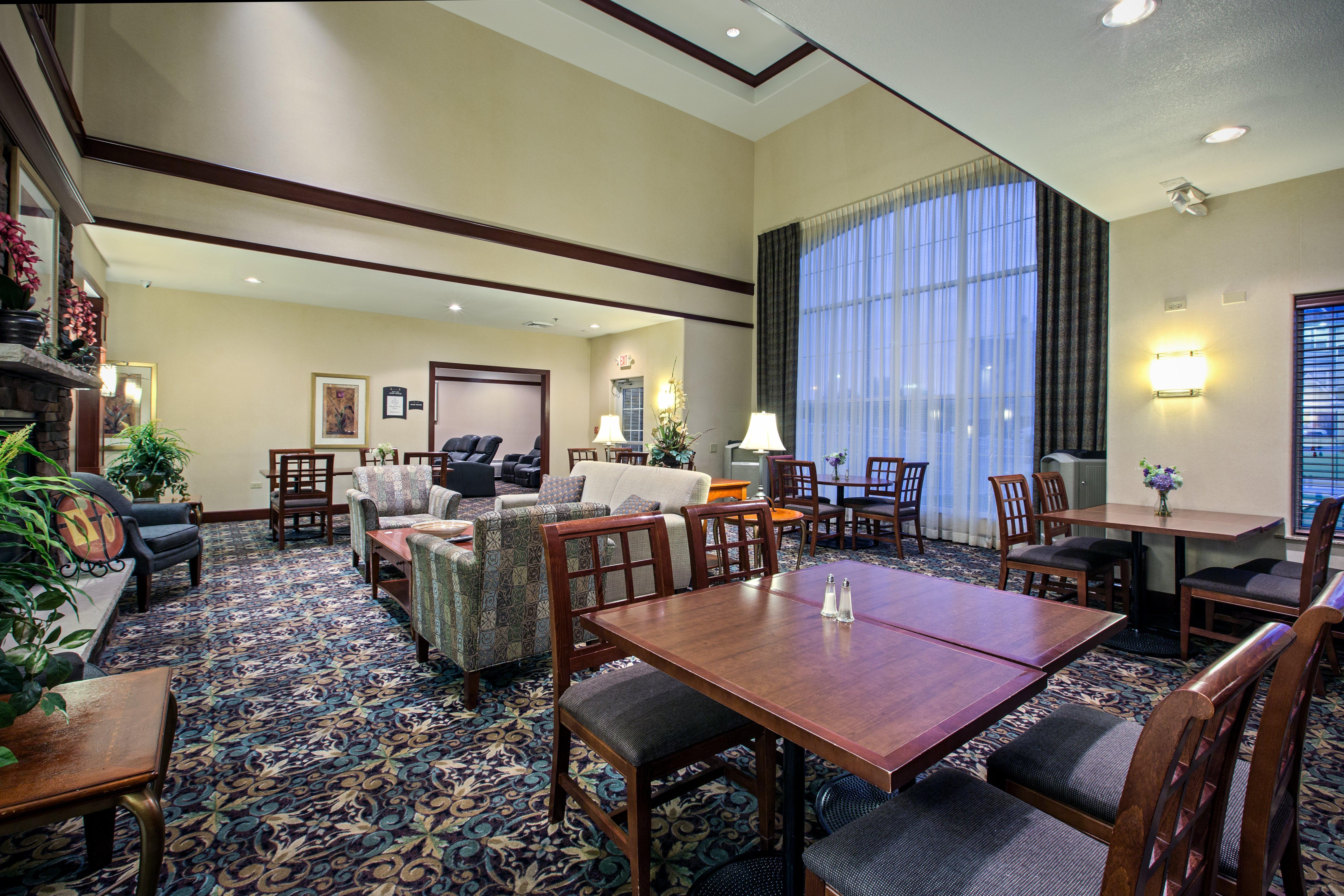 Staybridge Suites Rockford By Ihg Luaran gambar