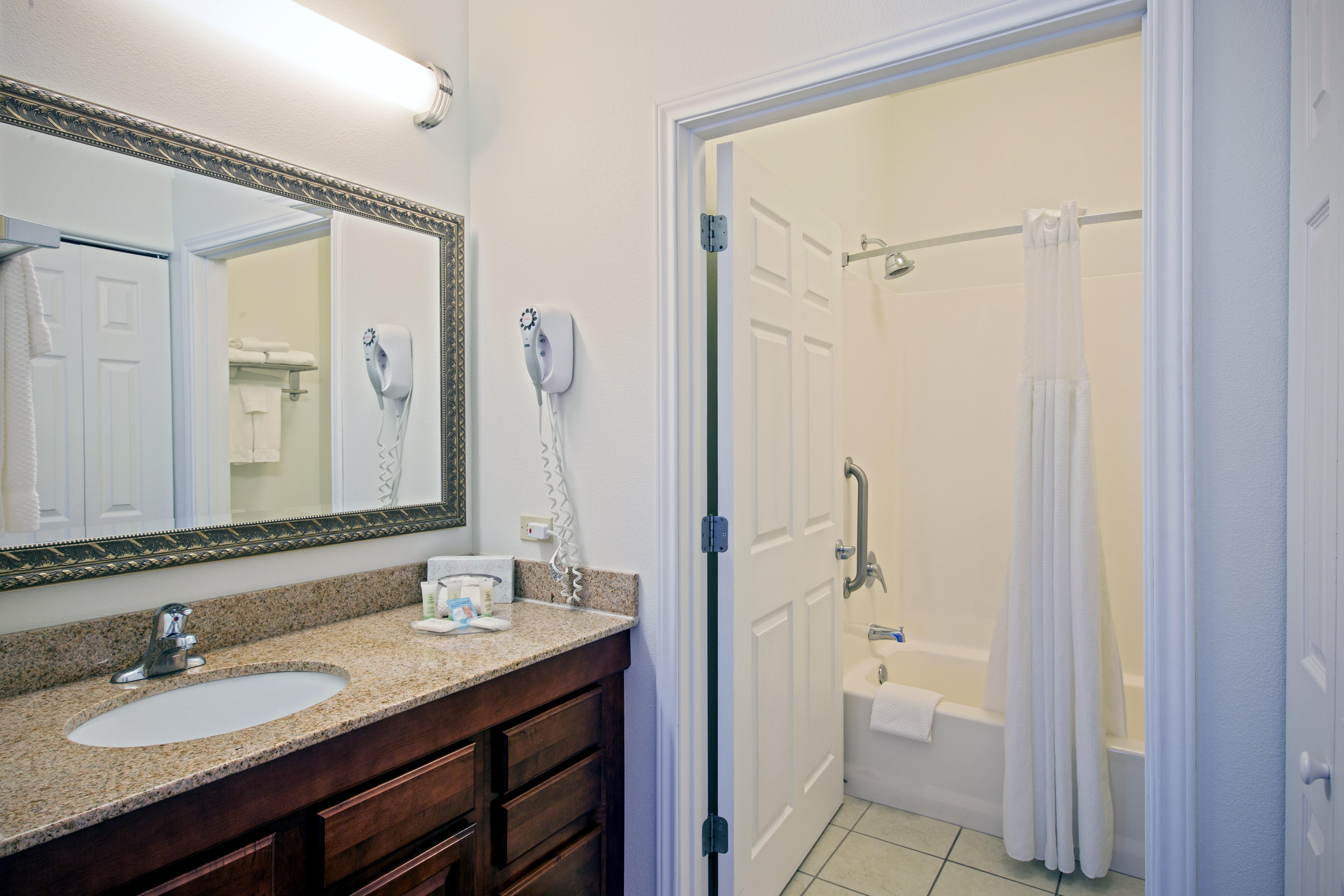 Staybridge Suites Rockford By Ihg Luaran gambar