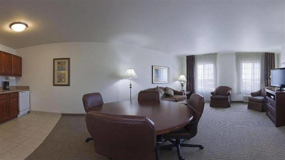 Staybridge Suites Rockford By Ihg Luaran gambar