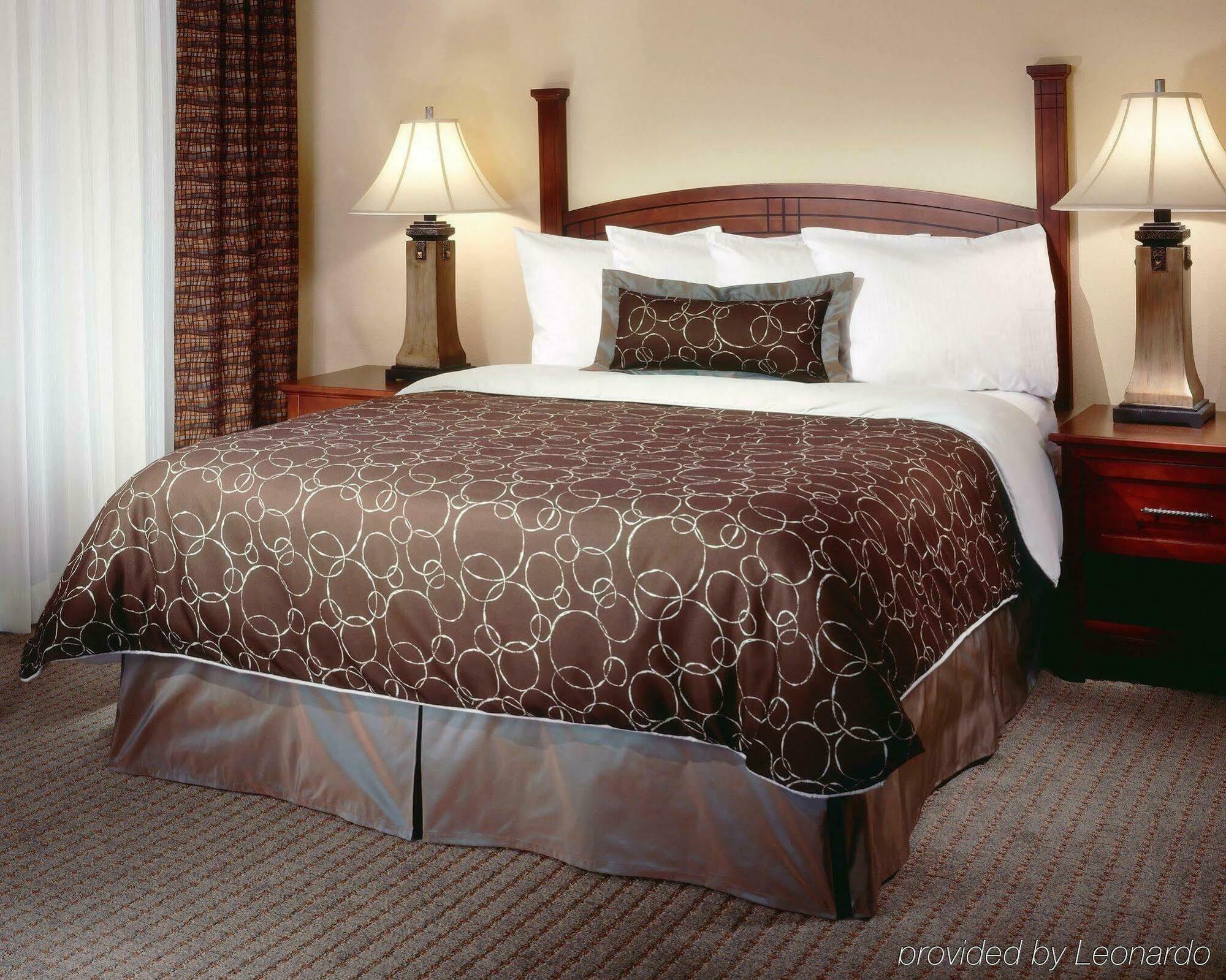 Staybridge Suites Rockford By Ihg Bilik gambar