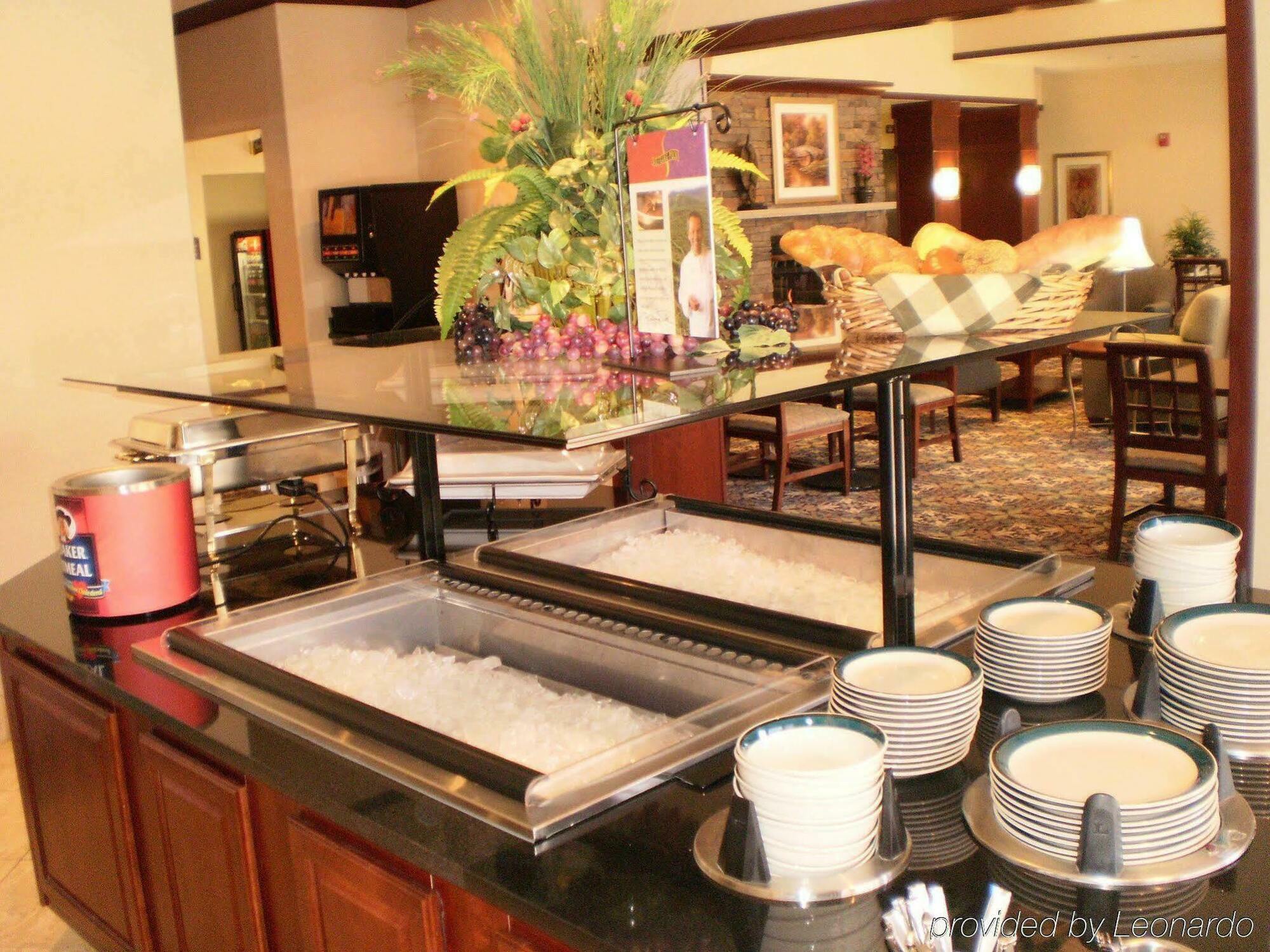 Staybridge Suites Rockford By Ihg Luaran gambar